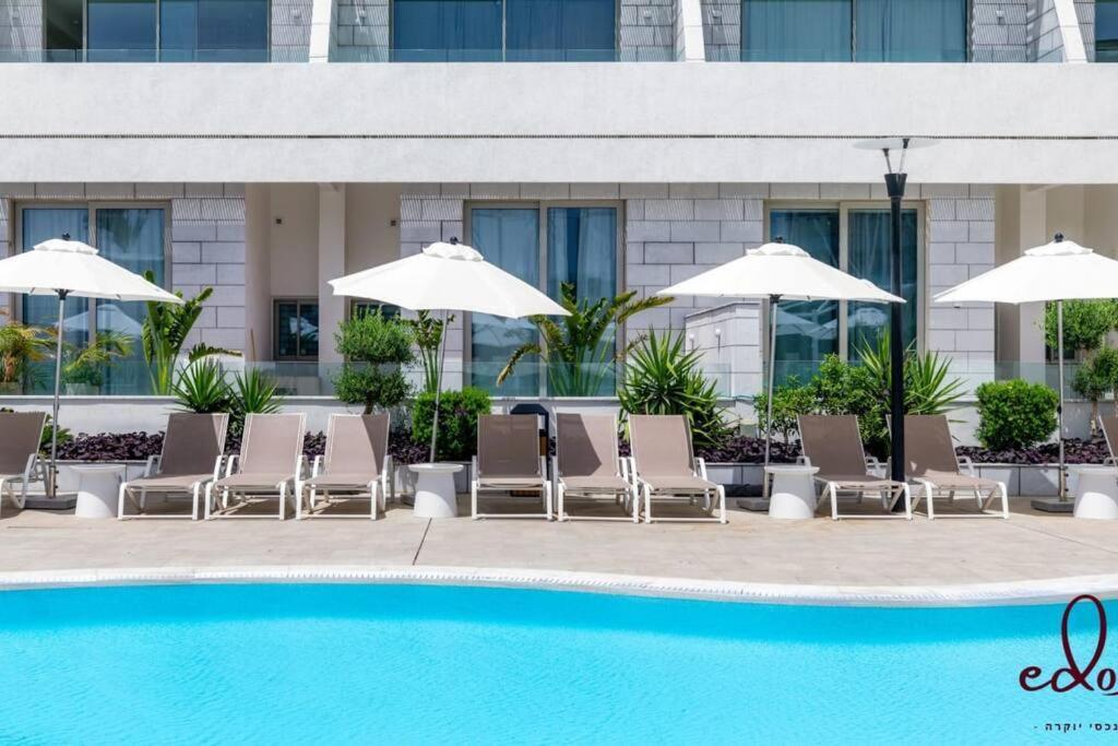 Apartment דירת חדר שינה וסלון עם מרפסת ליד הים - By Edom