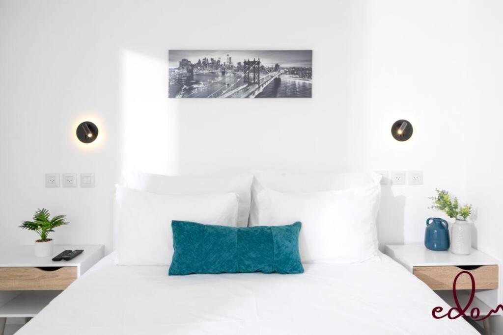 Apartment דירת חדר שינה וסלון עם מרפסת ליד הים - By Edom Eilat