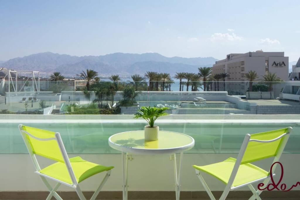 Apartment דירת חדר שינה וסלון עם מרפסת ליד הים - By Edom *